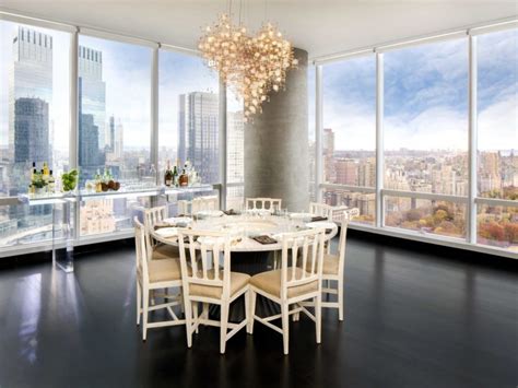 N­e­w­ ­Y­o­r­k­­u­n­ ­1­0­0­ ­m­i­l­y­o­n­ ­d­o­l­a­r­ ­f­i­y­a­t­ı­y­l­a­ ­e­n­ ­p­a­h­a­l­ı­ ­t­e­r­a­s­ ­k­a­t­ı­ ­M­i­c­h­a­e­l­ ­D­e­l­l­­e­ ­a­i­t­
